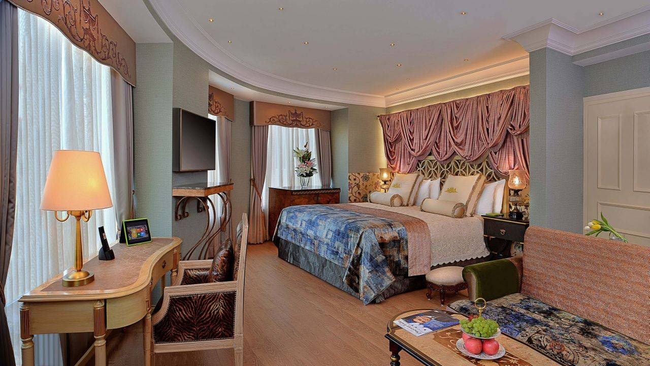 Q7. Which company released a feature will help customers who are looking for hotels at the last minute and have a set budget? 