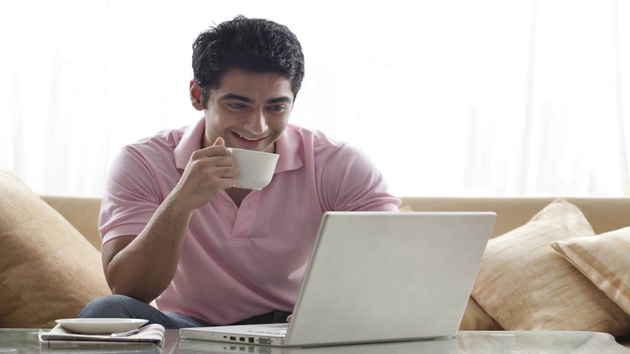 How to calculate income tax for this assessment year on Moneycontrol
