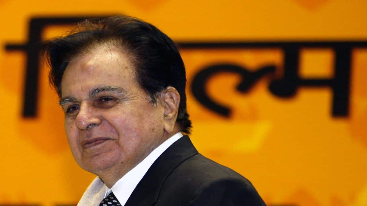 Remembering Dilip Kumar: From 'Aan' to 'Shakti', your fans will always remember you for every 'Naya Daur'