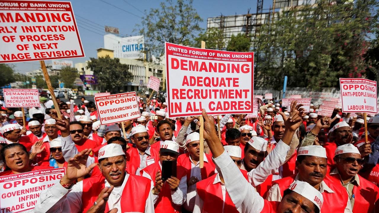 10 lakh bank employees to go on strike on August 22, cash and cheque transactions to be affected