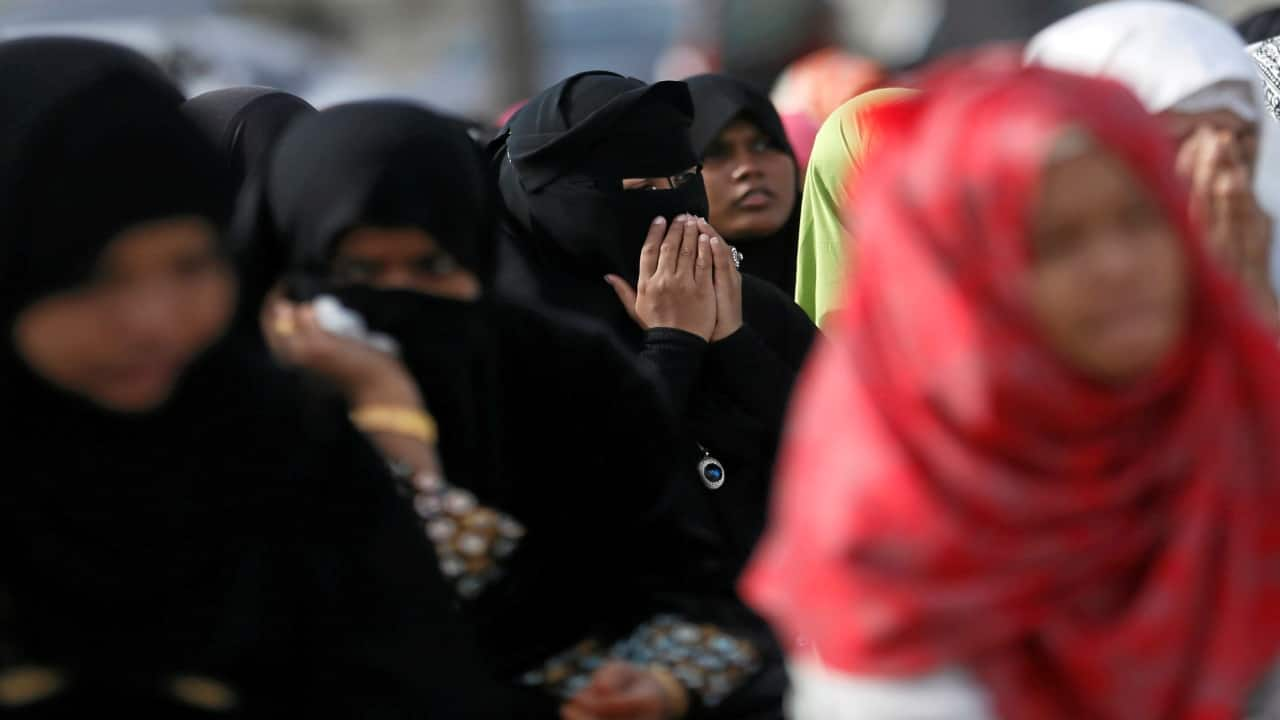 Not essential': Karnataka high court upholds hijab ban | Latest News India  - Hindustan Times