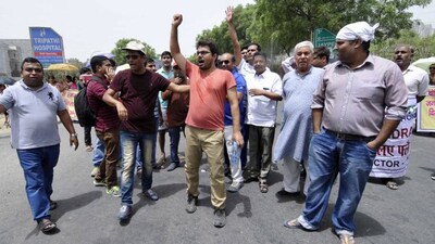 Unitech: Battle for control