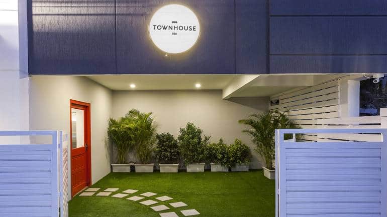 OYO Townhouse Bengaluru_Outside