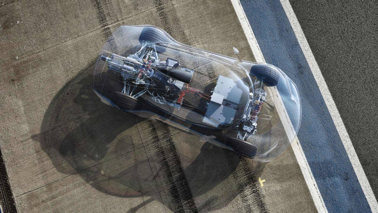 Connected Tech in Cars: Boon or Bane?