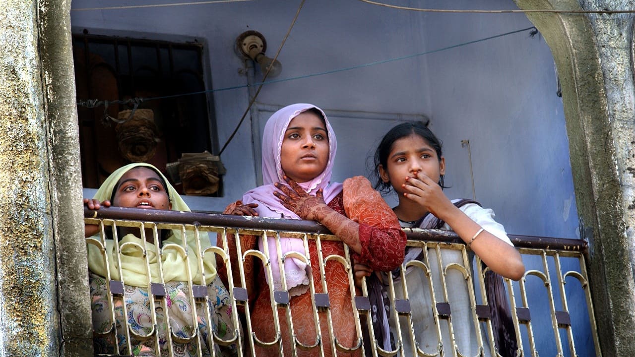 'Necklace kept in box to preserve beauty: Kerala cleric on why women should stay home
