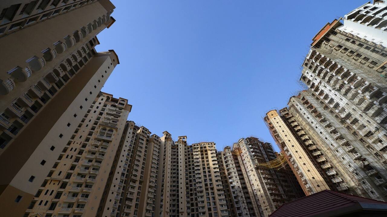 CLSS freebie of almost Rs 2.3 lakh: Why homebuyers not queuing up for it?
