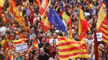 Catalan independence could weigh on euro-dollar pair; US Fed rate hike also holds key