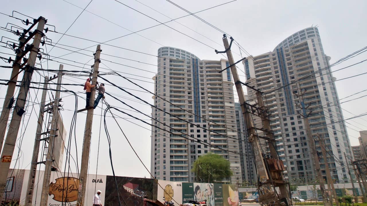 Housing finance companies: Selective bets emerging amid cautious stance Housing finance companies: Selective bets emerging amid cautious stance