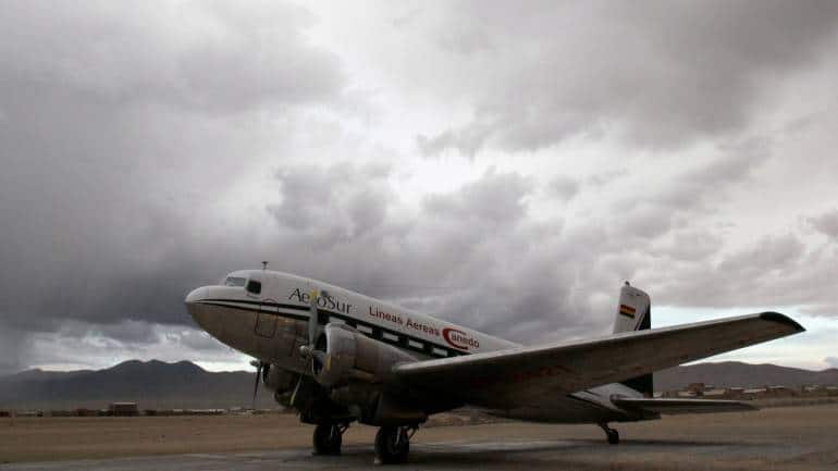 Douglas DC-3 (1936 - 1950) Despite belonging to the World War era, the DC-3, a fixed-wing propeller-driven aircraft, can cruise at a speed of 333 kmph and has a flying range of 2,400 km. The aircraft lasted through the world war era and revolutionised air travel. As of 2013, as many as 2,000 DC-3s are still in active service, proving the craft’s durability.