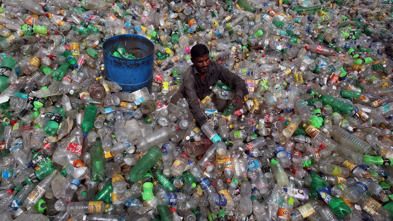 FMCG companies aim for 100% recyclable plastic packaging by 2025 FMCG companies aim for 100% recyclable plastic packaging by 2025