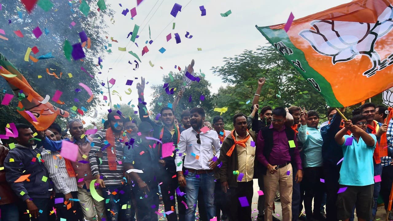 Explainer: 2017 redux: EC holds off announcing Gujarat polls along with Himachal Pradesh