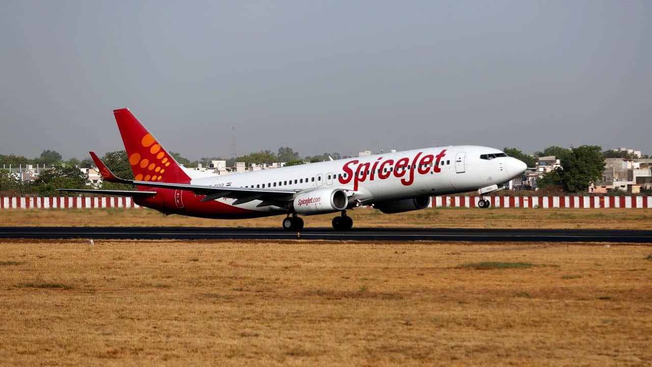 SpiceJet reaches settlement with aircraft lessor CDB Aviation amid financial pressures