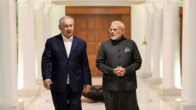 Israeli PM Benjamin Netanyahu with PM Narendra Modi (File photo)