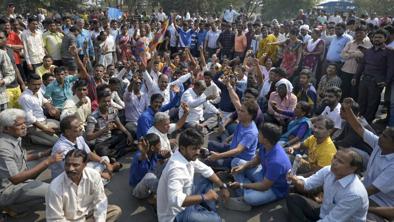 Maharashtra Bandh Brings Mumbai To A Halt: Here Are The Latest Pictures