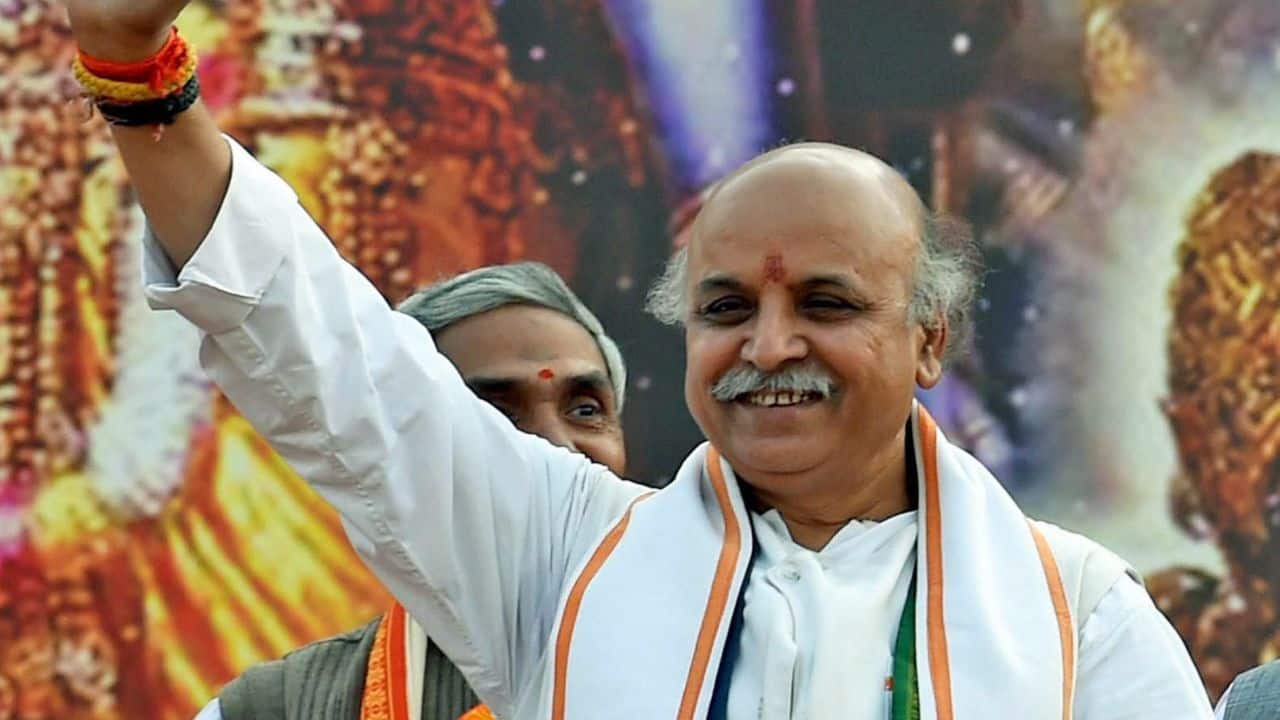 Lok Sabha elections 2019: Pravin Togadia to launch own party, contest from all seats in Uttar Pradesh, Gujarat Lok Sabha elections 2019: Pravin Togadia to launch own party, contest from all seats in Uttar Pradesh, Gujarat