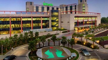 Fortis Healthcare to divest Fortis Malar Hospital to MGM Healthcare for Rs 128 crore