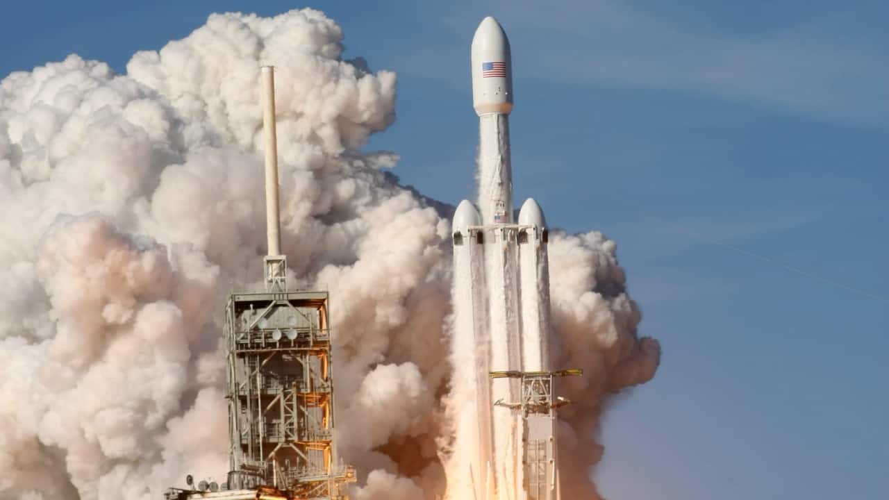 SpaceX's Falcon Heavy — A look at world's most powerful rocket ...