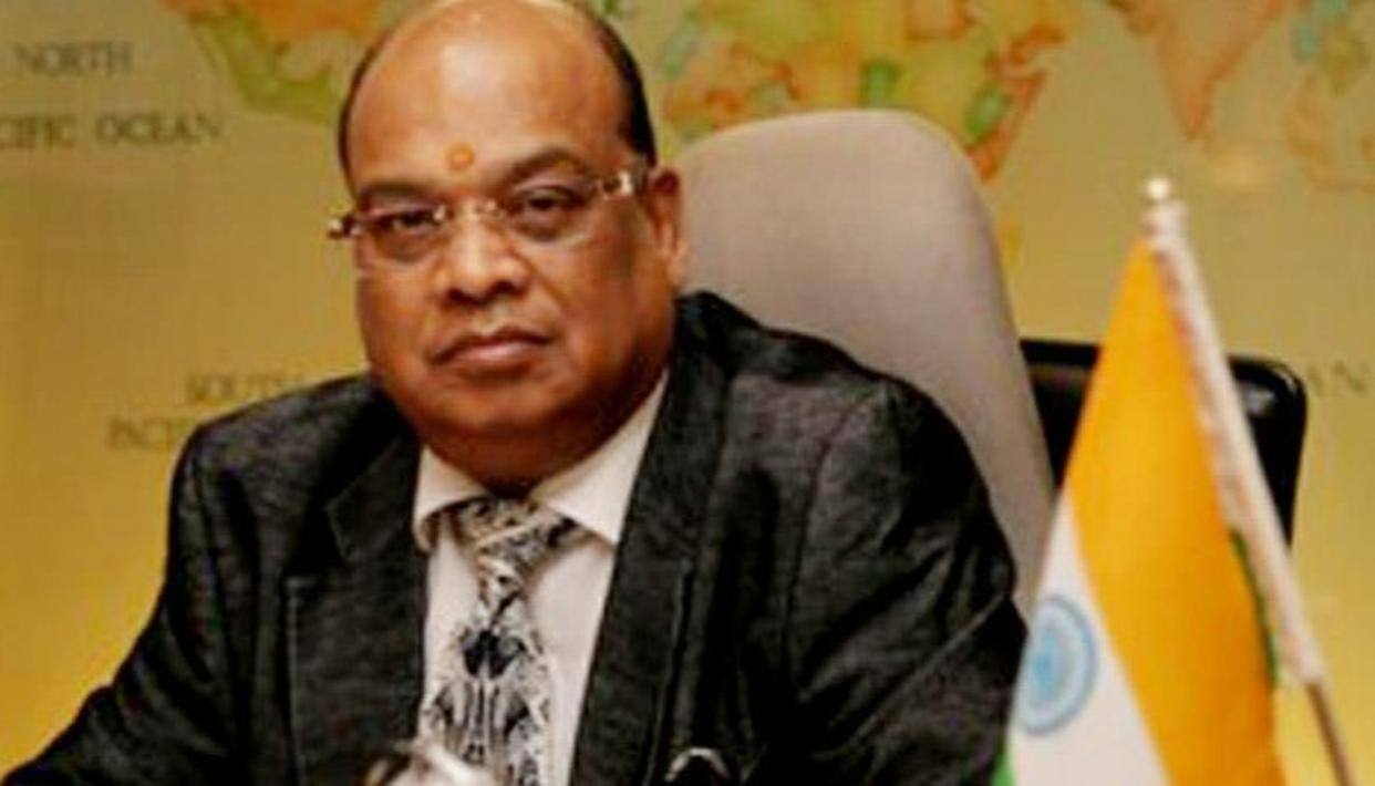 Rotomac Industries, a Kanpur-based manufacturer of pens and other stationery, defaulted on loans worth Rs 800 crore from five state-owned banks. Promoters Vikram Kothari and his son Rahul were arrested by the CBI in February. Rotomac had taken around Rs 3,695 crores from a consortium of seven banks. The company claimed fame in the late nineties with advertisements featuring Salman Khan and the tagline &quot;Likhte-Likhte Pyaar ho Jaye&quot;.