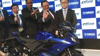 Yamaha YZF R15 V3 | The Yamaha YZF R15 V3 was launched in January and is obviously an upgrade of the R15 V2, but taking design inspiration from its bigger siblings, the R6 and R1,it is essentially an all new bike. The bike features an all-new 155cc single-cylinder that produces 19 PS and 15 Nm and is mated to a 6-speed gearbox. (Image source: Yamaha)
