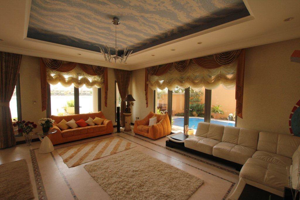 The villa that has four bedrooms comes for Rs 66,046 per night. The villa houses a maid room and offers a breath-taking view of Burj Al Arab, towering over the wonderful Arabian Sea. It also comes with a landscaped garden with patio furniture, gas barbecue, a gorgeous pool and your very own private beach.