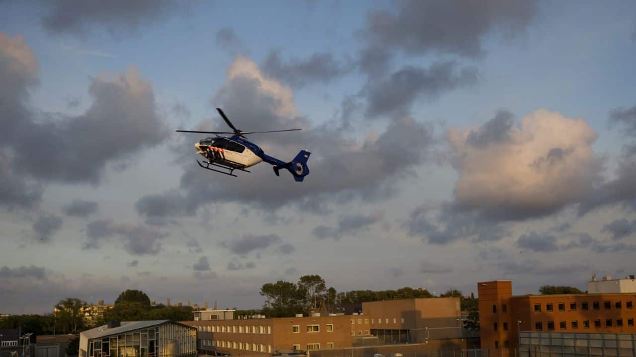 French gangster stages Hollywood-style jailbreak; escapes in hijacked helicopter