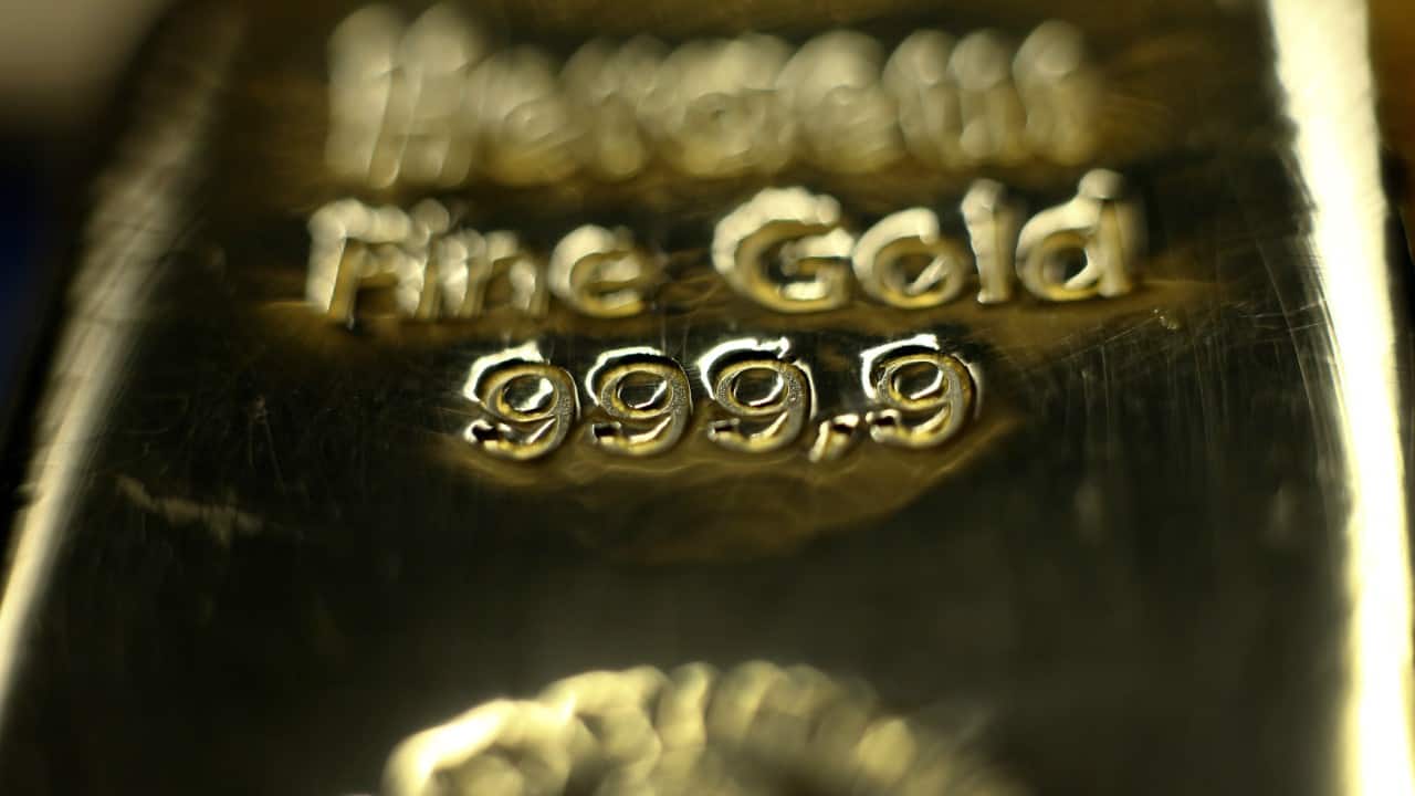 6. Russia | Tonnes: 1,460.4 | The country purchased around 206 tonnes of gold in 2015. Russia sold a large percentage of its US treasuries to acquire money for buying the gold. The efforts may be towards diversifying from the US dollar. (Image: Reuters) 6. Russia | Tonnes: 1,460.4 | The country purchased around 206 tonnes of gold in 2015. Russia sold a large percentage of its US treasuries to acquire money for buying the gold. The efforts may be towards diversifying from the US dollar. (Image: Reuters)