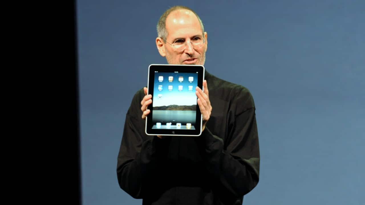 Next gen Apple iPad Pro models could resemble a bigger iPhone X: Report