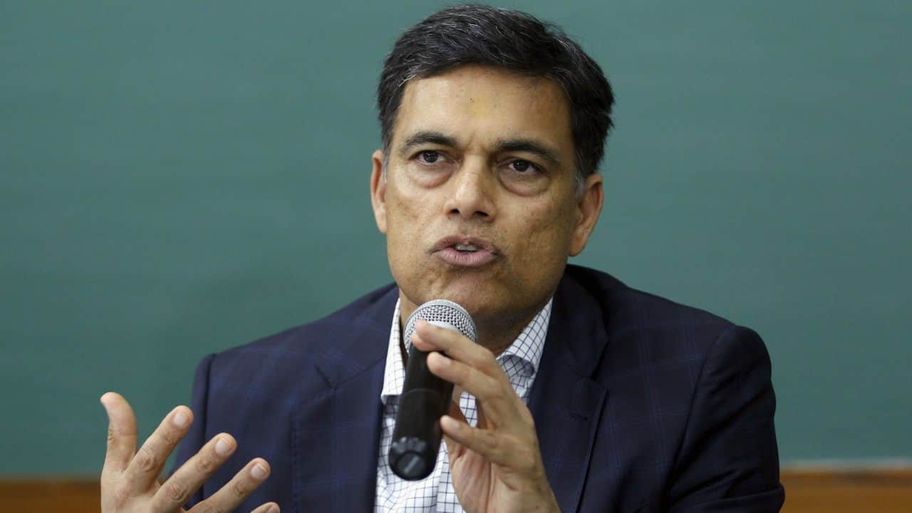 Global Investors Meet: JSW Group plans to invest additional Rs 1 lakh crore in Karnataka over five years Global Investors Meet: JSW Group plans to invest additional Rs 1 lakh crore in Karnataka over five years
