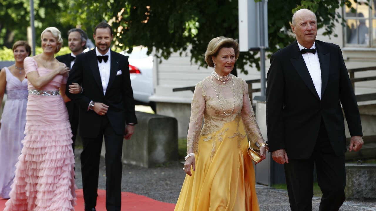 The King and Queen of Norway | The then-Crown Prince Harald told told his father King Olav V that he would not marry anyone but Sonja Haraldsen, who he dated of years. This had put Norway's throne in jeopardy as Harald was the sole heir. (Image: Reuters) The King and Queen of Norway | The then-Crown Prince Harald told told his father King Olav V that he would not marry anyone but Sonja Haraldsen, who he dated of years. This had put Norway's throne in jeopardy as Harald was the sole heir. (Image: Reuters)