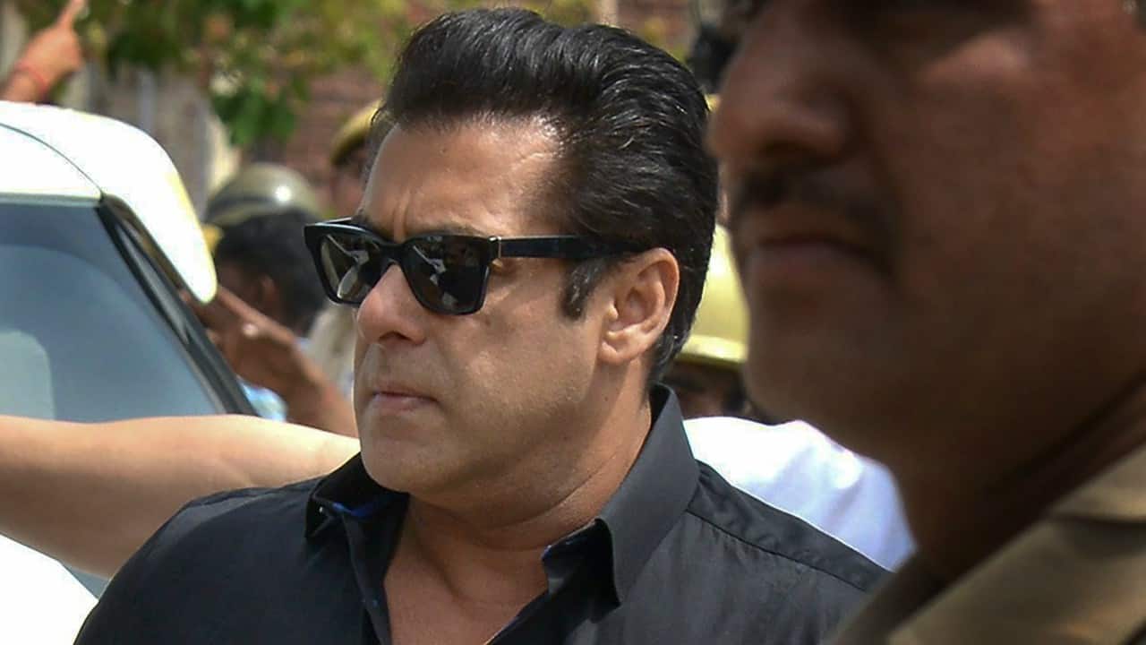 Bollywood actor Salman Khan arrives at the court for a hearing in the Black Buck hunting case, in Jodhpur. (PTIBollywood actor Salman Khan arrives at the court for a hearing in the Black Buck hunting case, in Jodhpur. (PTI