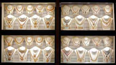 Here is a checklist when you go shopping for gold this Diwali