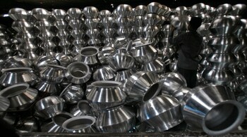 Govt makes ISI mark mandatory for stainless steel, aluminium utensils