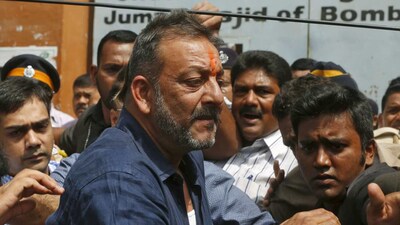 Former IPS officer talks about when he inquired Sanjay Dutt for 1993 Mumbai blast case