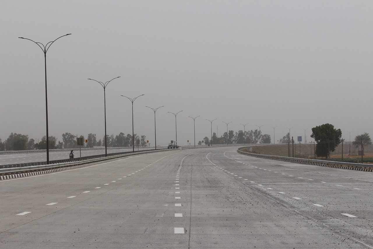 Fully automated expressway | The EPE will be a fully access controlled six-lane expressway and entry and exit will be through designated interchanges only.