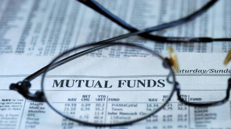Should you invest in mutual fund schemes investing overseas?
