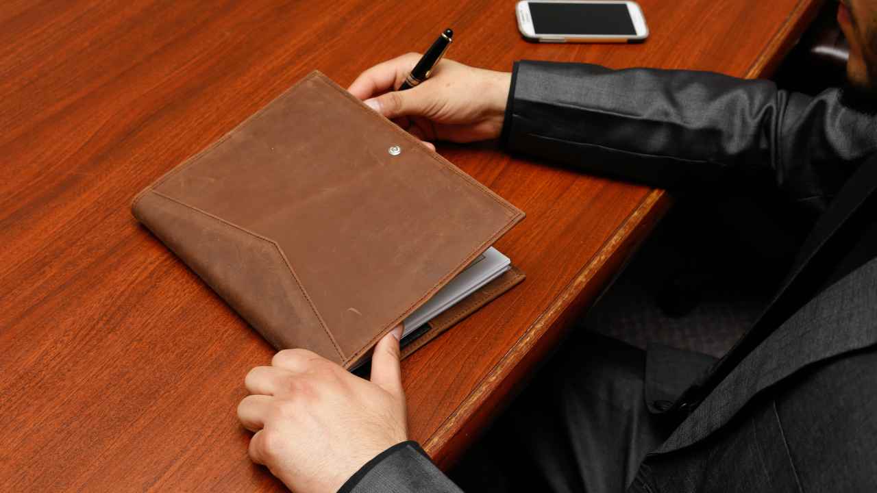 Aged 40 years plus? You may be eligible for Joint Secretary post in Modi govt. Here's how to apply