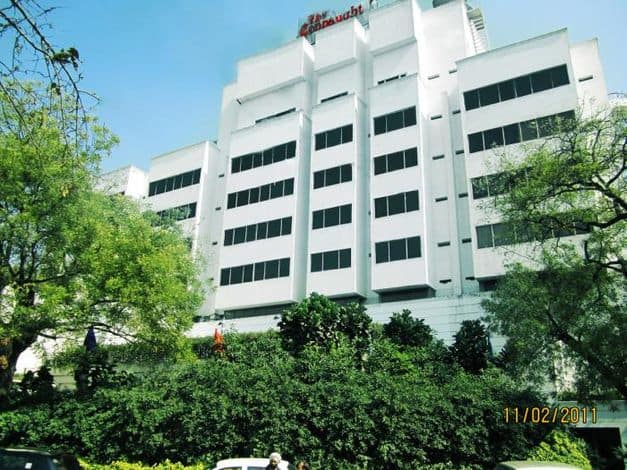 Indian Hotels among three in race to buy 4-star hotel in New Delhi