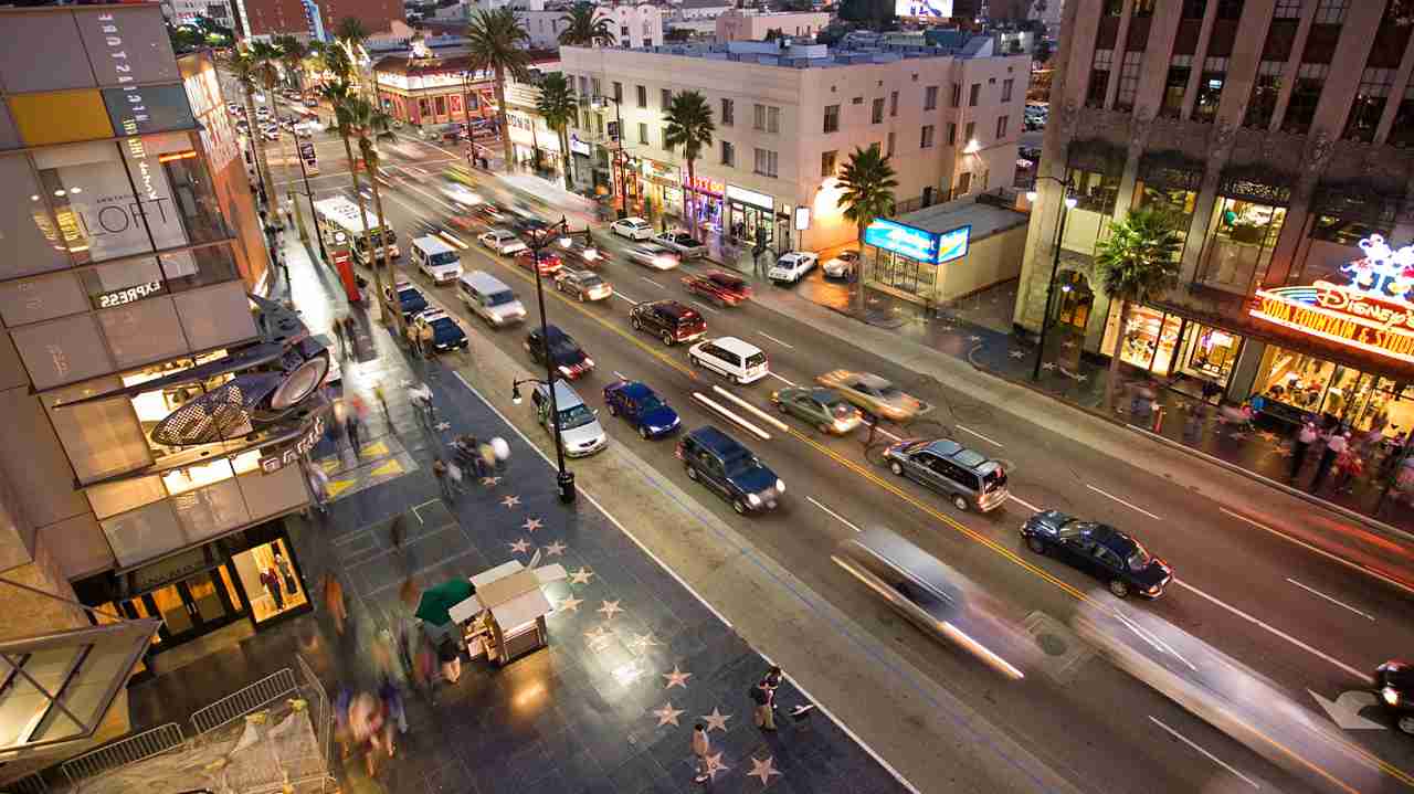 Los Angeles | The city of Angels is also the choice of 11% of the respondents. The centre of television and film industry in the US gained five positions to be placed at seventh in the list. (Hollywood; Wikimedia Commons/Diliff)