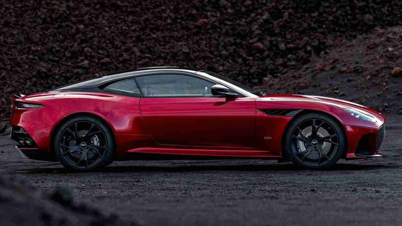 The body of the car is made from durable aluminium with carbon composite which makes it strong but lightweight. The DBS Superleggera has two doors with 2+2 seating arrangement. 