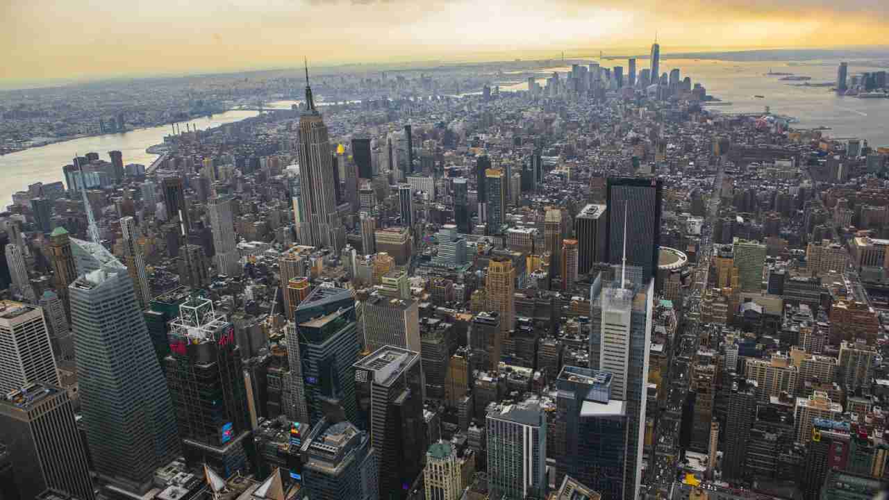 9 New York, US | This is the only American city to make it to the top 10; several cities in the United States climbed up in their rankings over the dollar’s strength. (Image: Reuters)