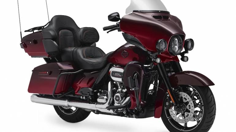 https://images.moneycontrol.com/static-mcnews/2018/06/Harley-Davidson-CVO-Limited-770x433.jpg?impolicy=website&width=770&height=431
