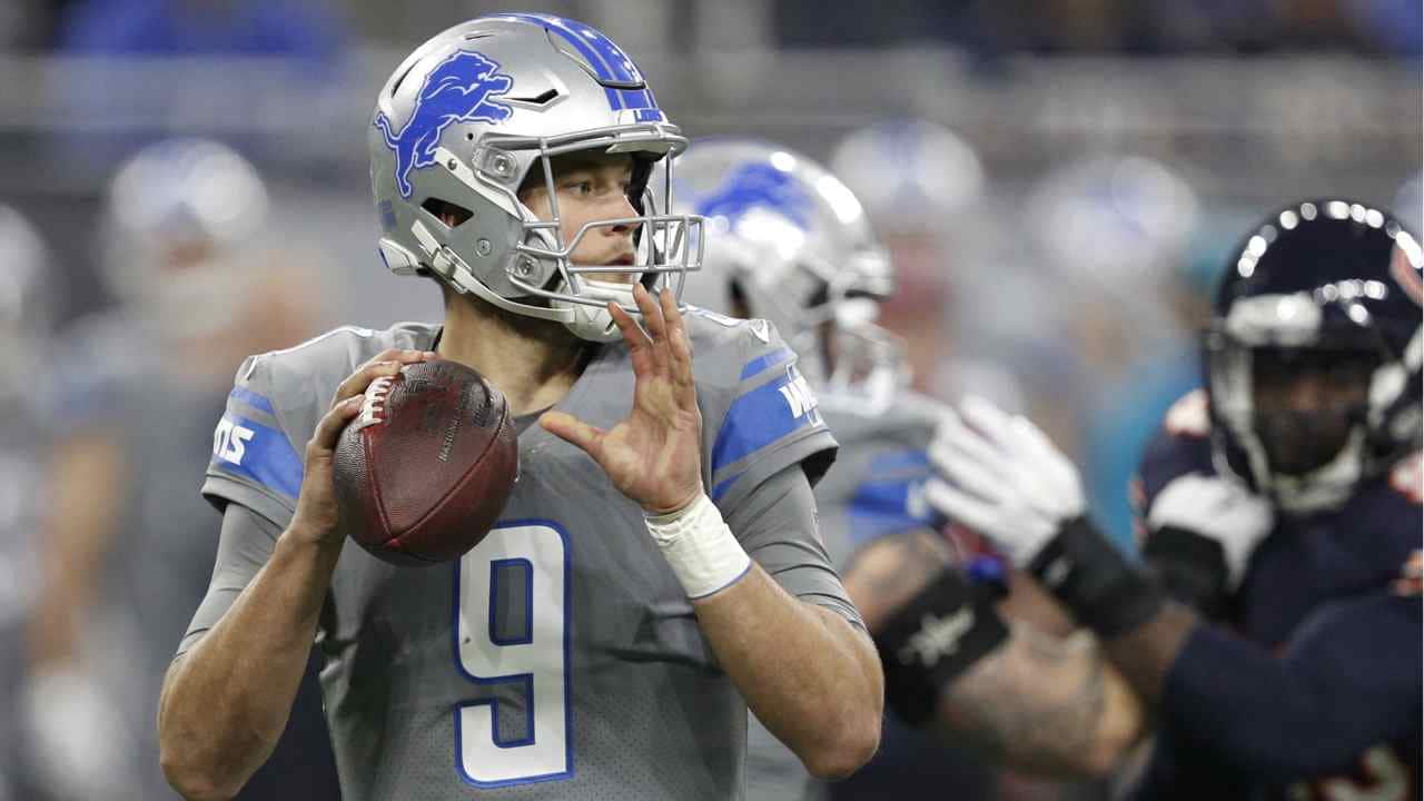 Matthew Stafford | American Football |$59.5 million| The Detroit Lions quarterback signed one of the richest contracts in NFL history ensuring a salary/bonuses of $57.5 million per year and making sure he ends up in the top 10 highest paid athletes of 2018. He also earned $2 million endorsing for the likes of Nike, PepsiCo and Ford. Matthew Stafford | American Football |$59.5 million| The Detroit Lions quarterback signed one of the richest contracts in NFL history ensuring a salary/bonuses of $57.5 million per year and making sure he ends up in the top 10 highest paid athletes of 2018. He also earned $2 million endorsing for the likes of Nike, PepsiCo and Ford.