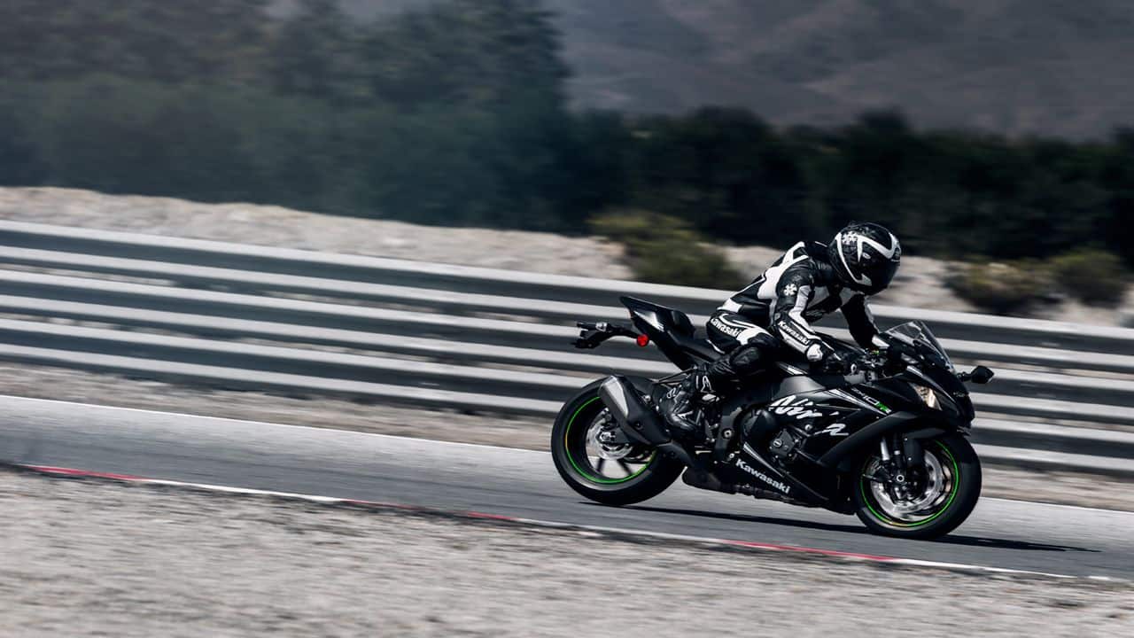 Kawasaki ZX-10R and ZX-10RR to be assembled in India at Chakan plant