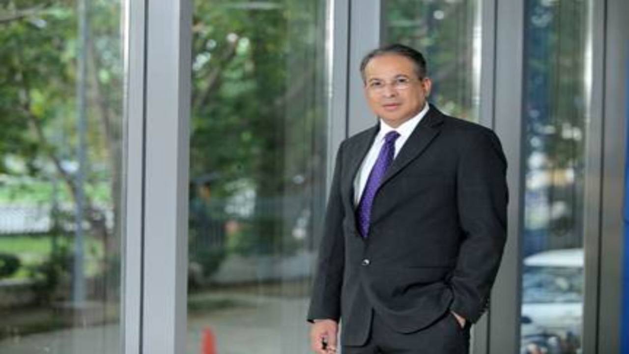 INTERVIEW | Tata Power CEO Praveer Sinha says best positioned to deal with coming disruptions in energy markets INTERVIEW | Tata Power CEO Praveer Sinha says best positioned to deal with coming disruptions in energy markets