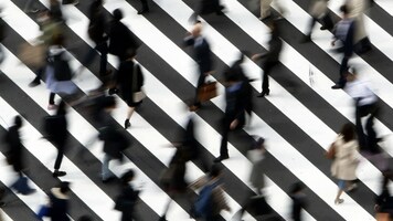 Jobs galore gives US consumers firepower to fight off recession