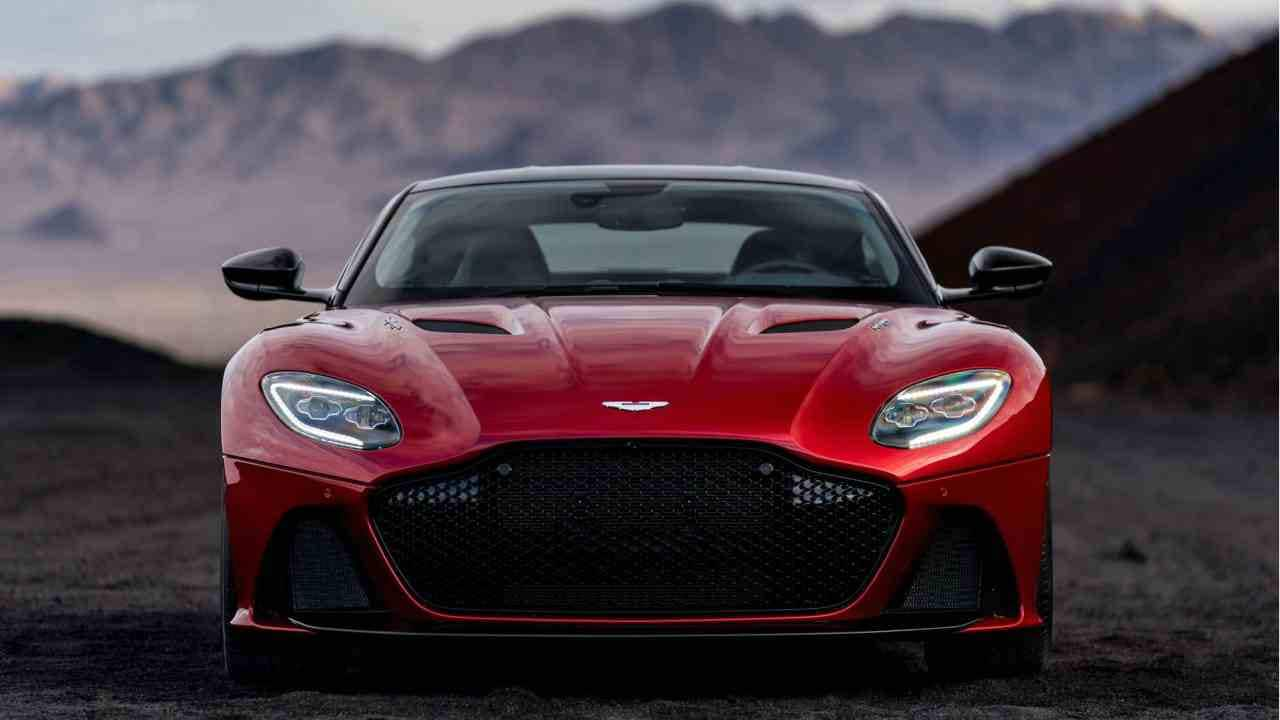 РђРІС‚РѕРјРѕР±РёР»РµР№ Aston Martin DBS Superleggera