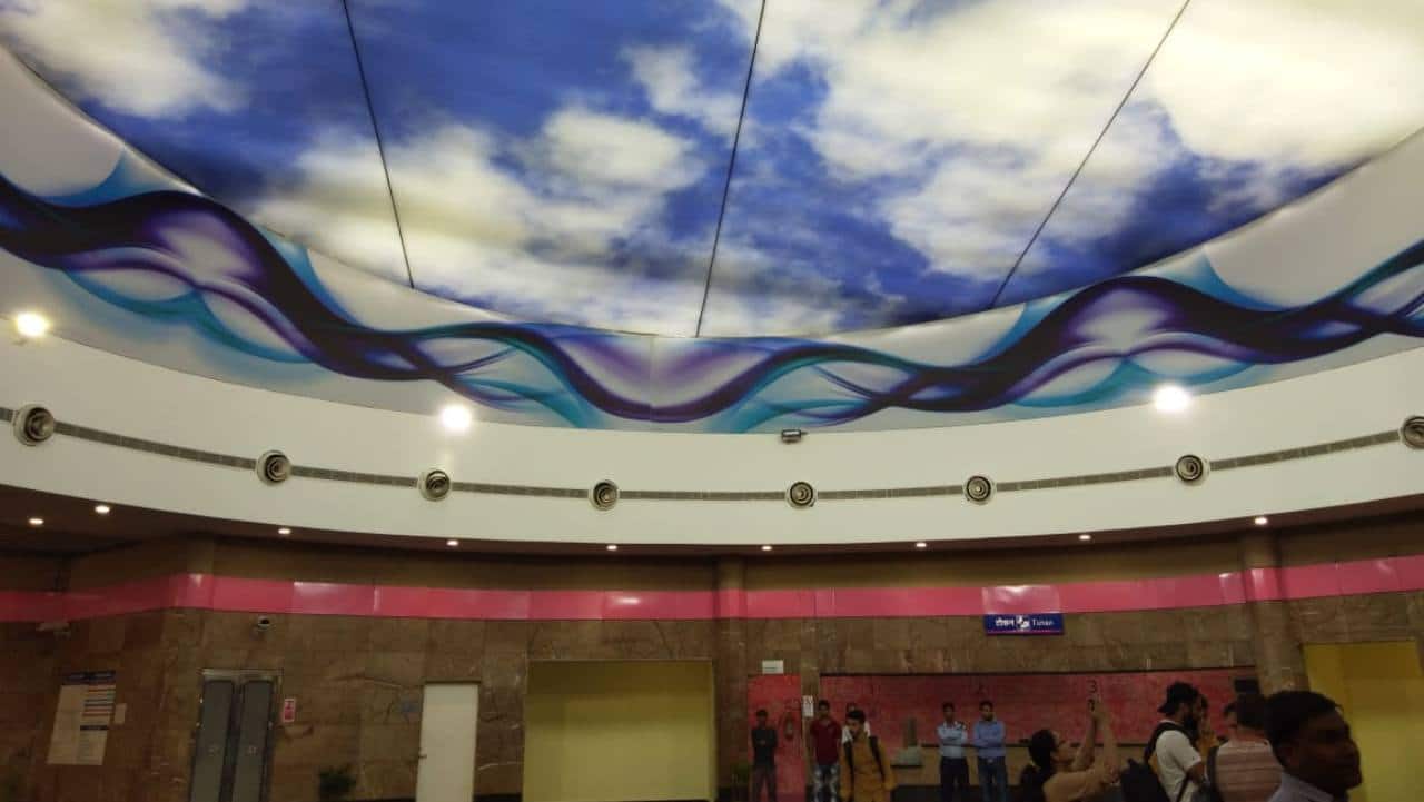 The line would link popular shopping avenues such as Sarojini Nagar, INA, South Extension and Lajpat Nagar. (Skylight at INA metro station. Directly located above is a park)