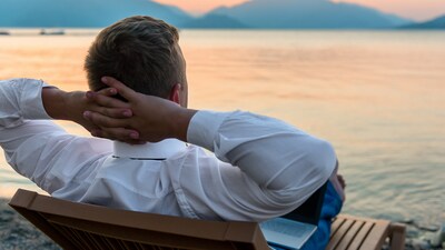Do you know travelling can make you a better entrepreneur? Get all the details here