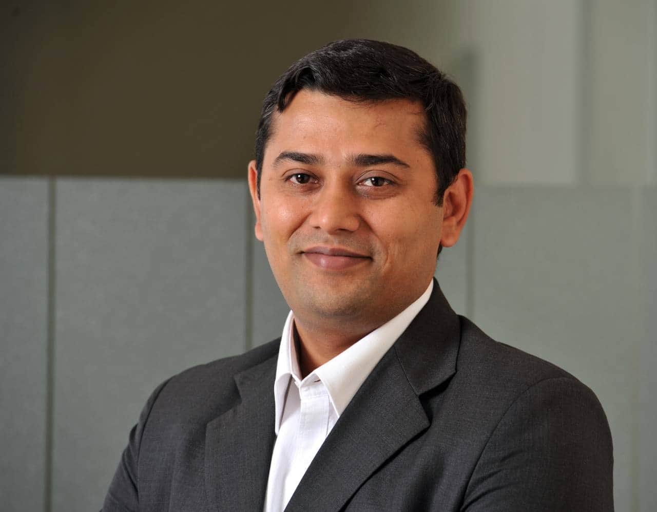 Only 5-6 stocks are holding the Sensex and Nifty, and it's a concern: Jinesh Gopani, Axis AMC