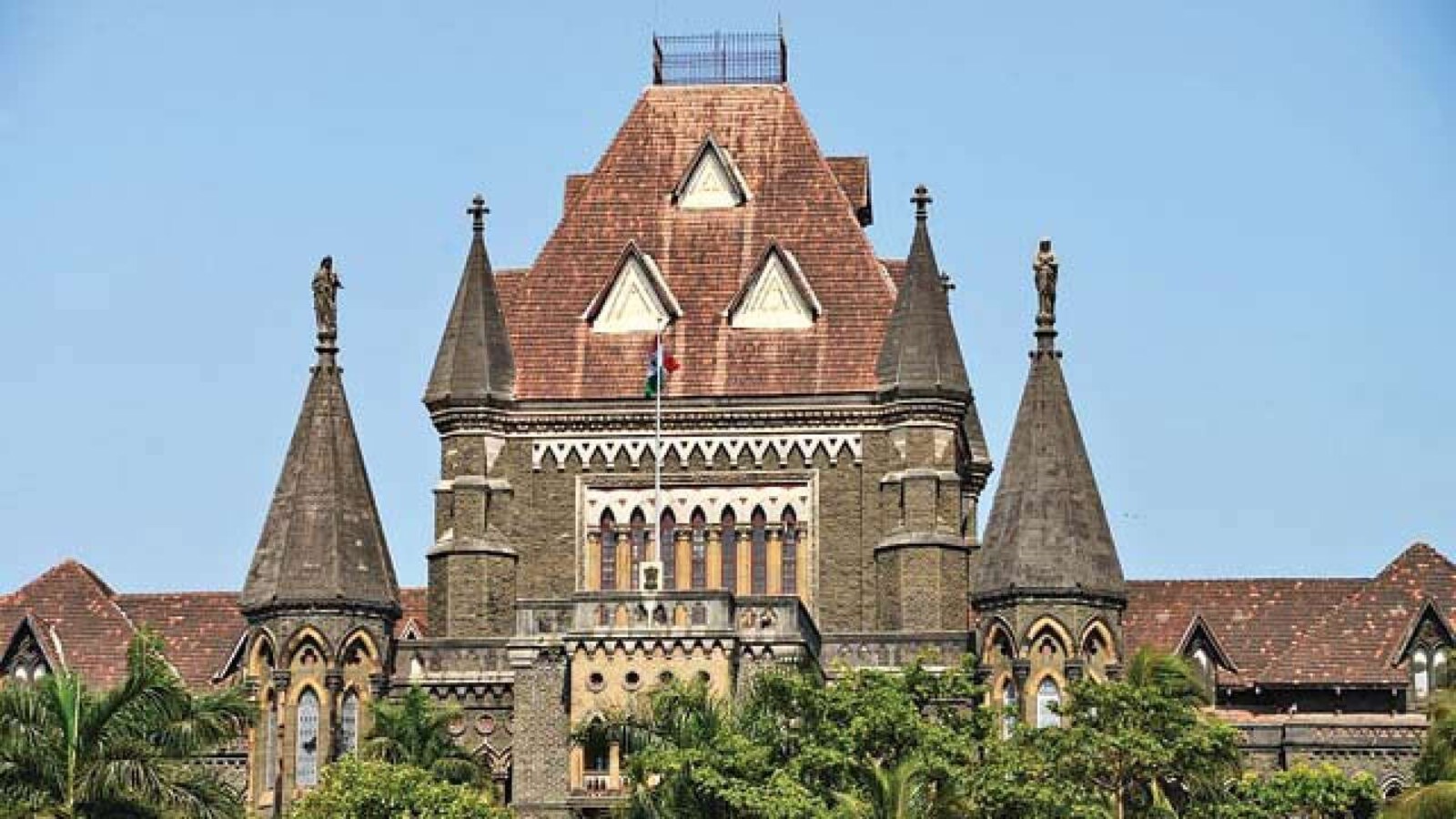 Bombay HC's vacation bench holds 12-hour marathon hearing of 80 cases sans  lunch break